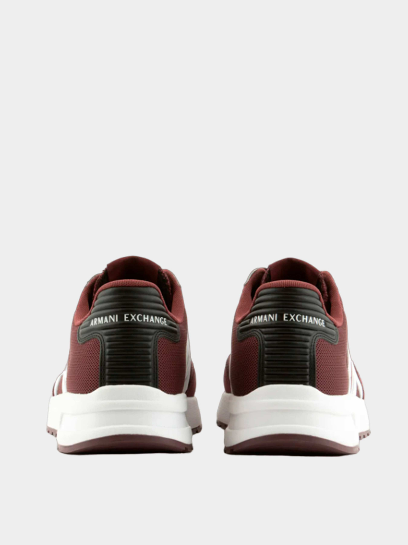 Кроссовки Armani Exchange модель XUX071-XV527-T044 Фото