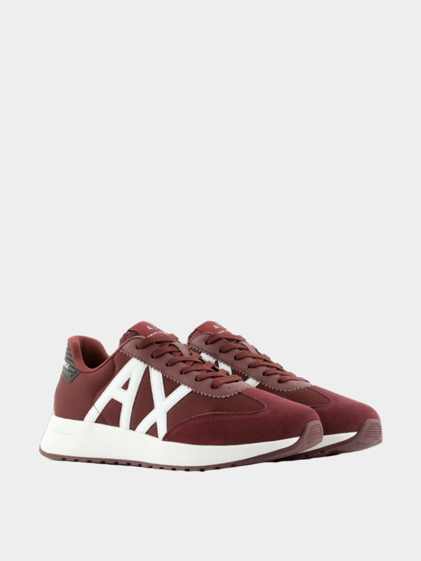 Кроссовки Armani Exchange модель XUX071-XV527-T044 Фото