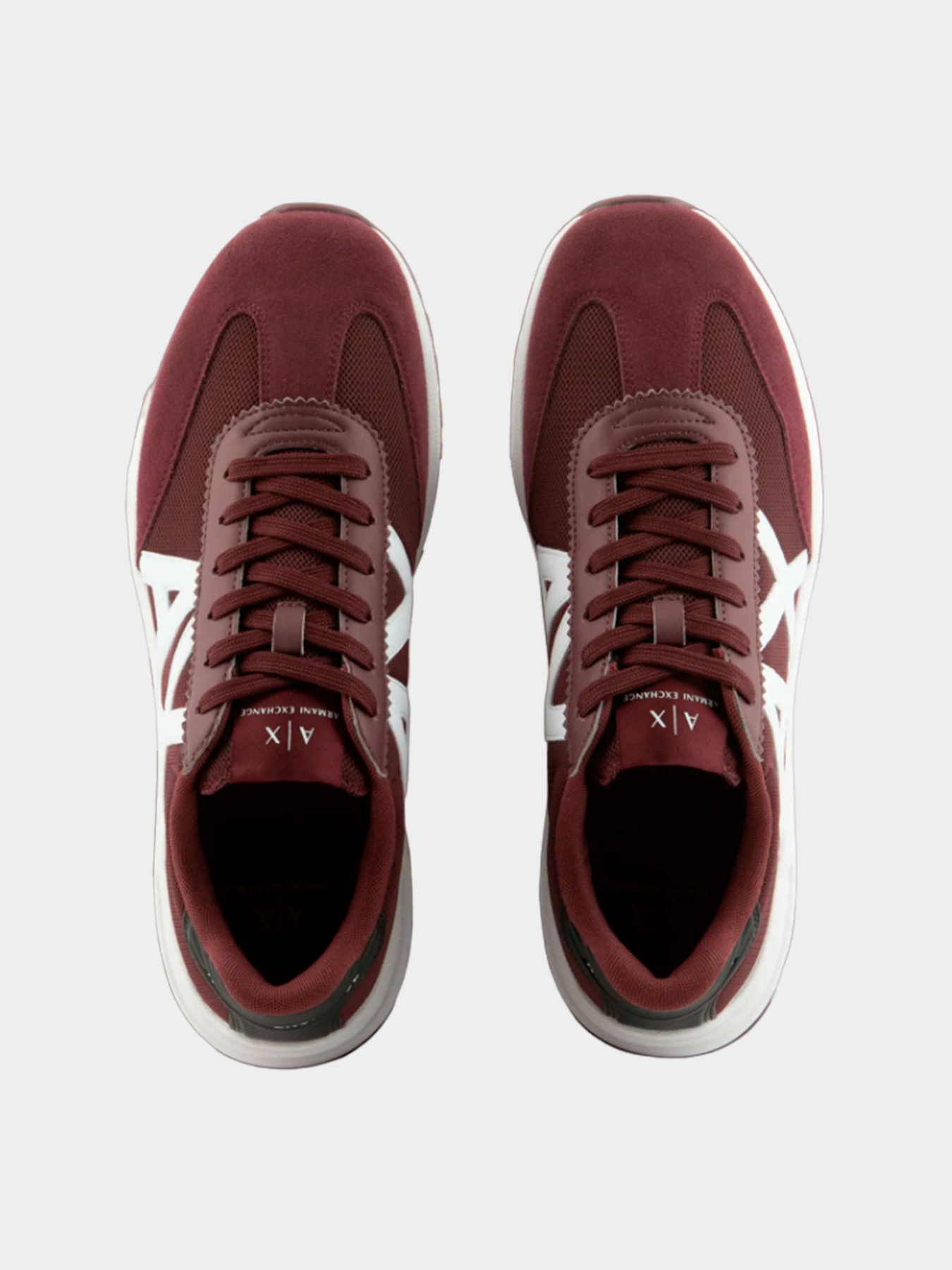 Кроссовки Armani Exchange модель XUX071-XV527-T044 Фото
