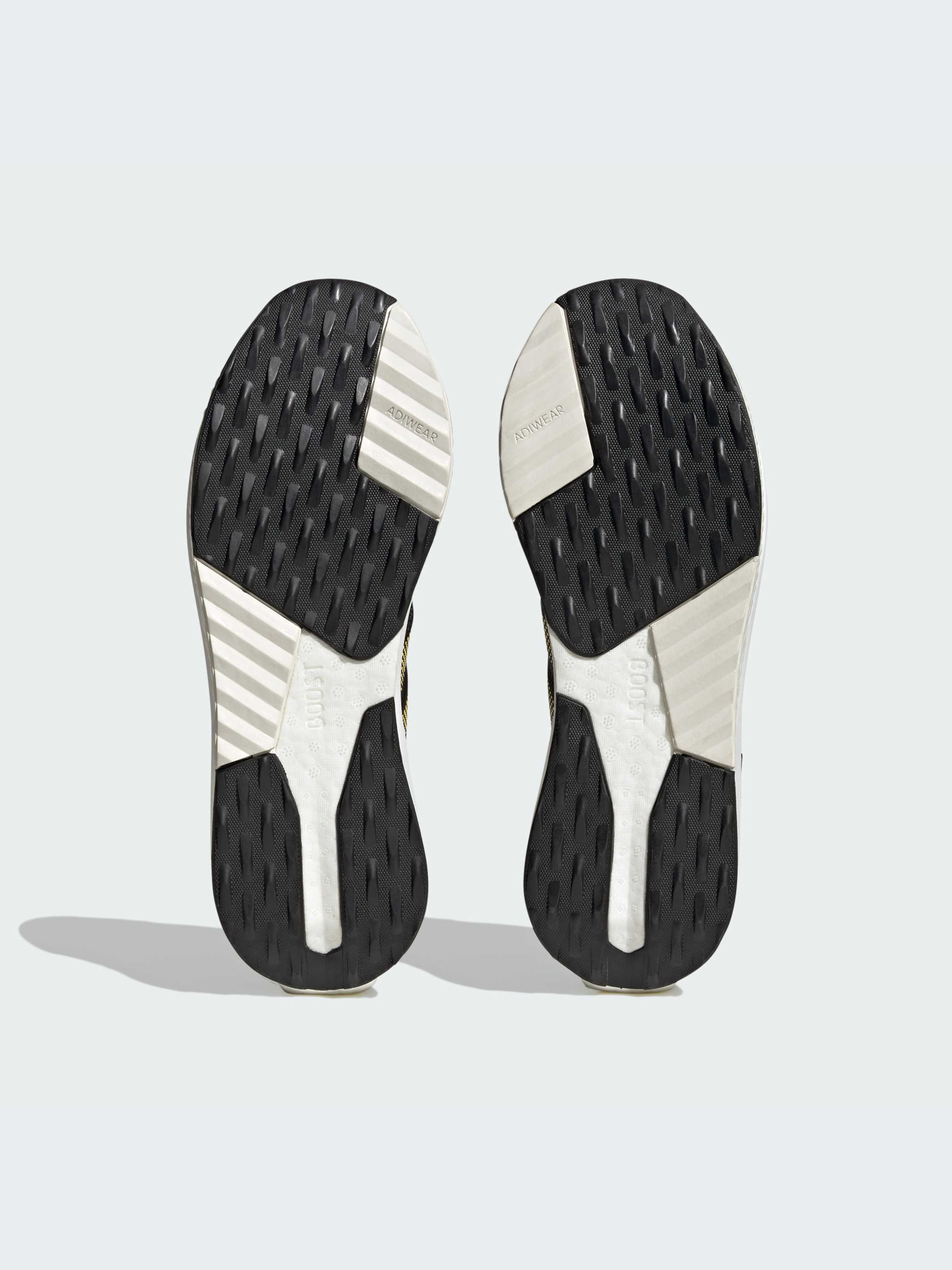 Кроссовки Adidas AVRYN модель HP5970-KZ Фото