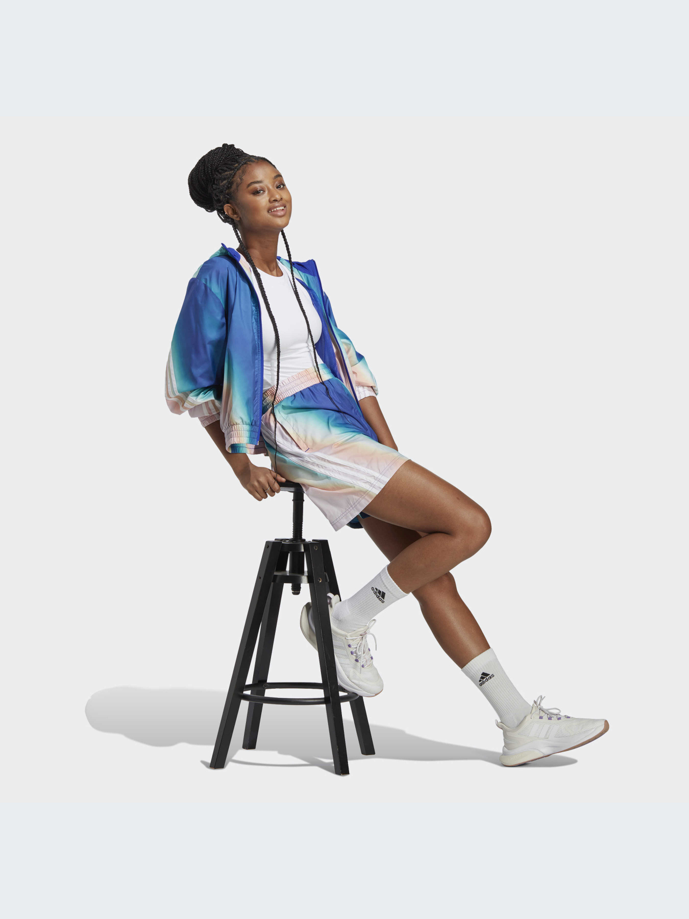 Куртки и дубленки Adidas модель IC0470-KZ Фото