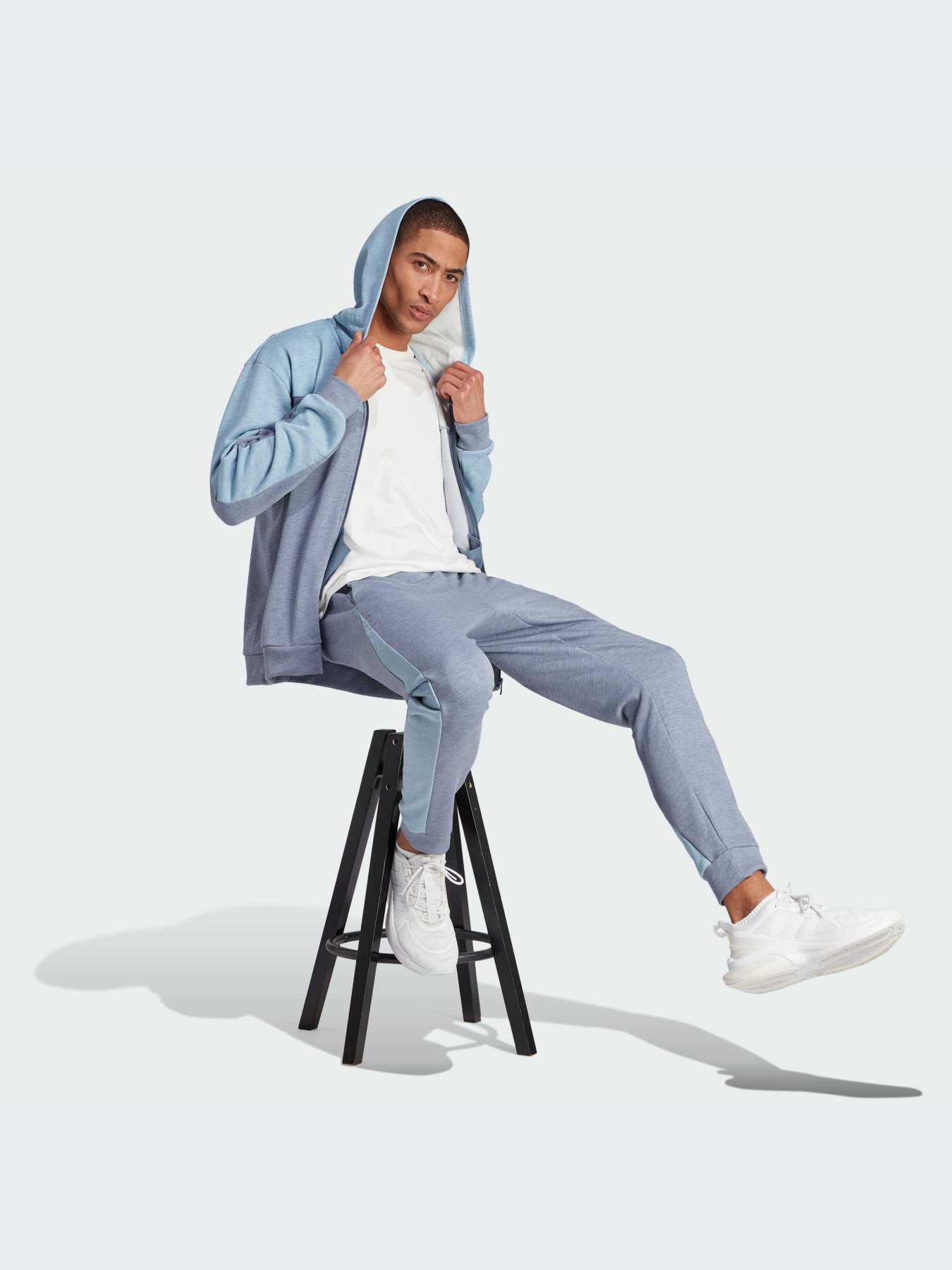 Худи и свитшоты Adidas модель IJ8978-KZ Фото