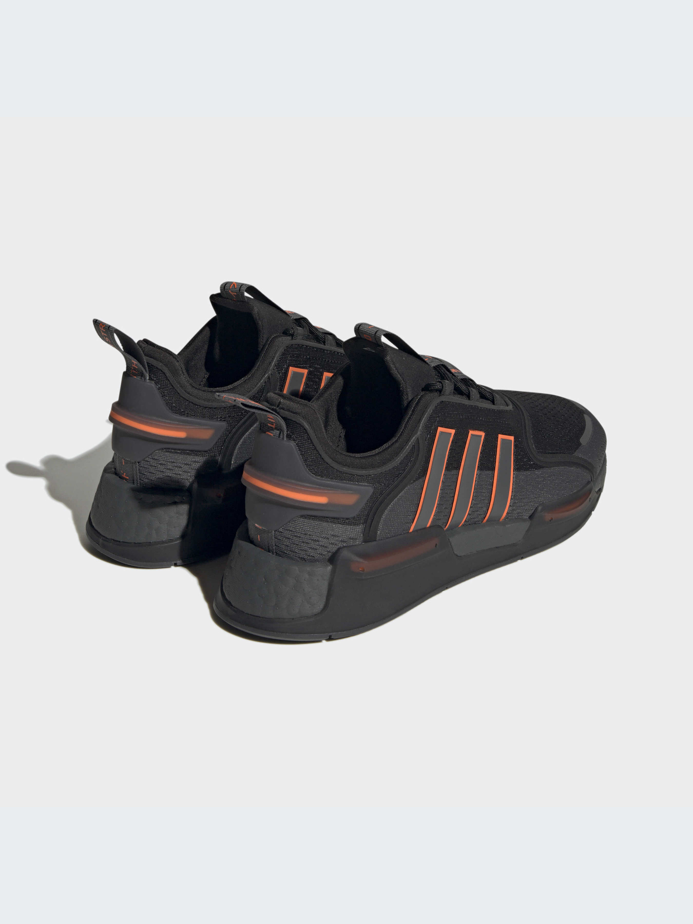 Кроссовки Adidas NMD модель FZ6497-KZ Фото
