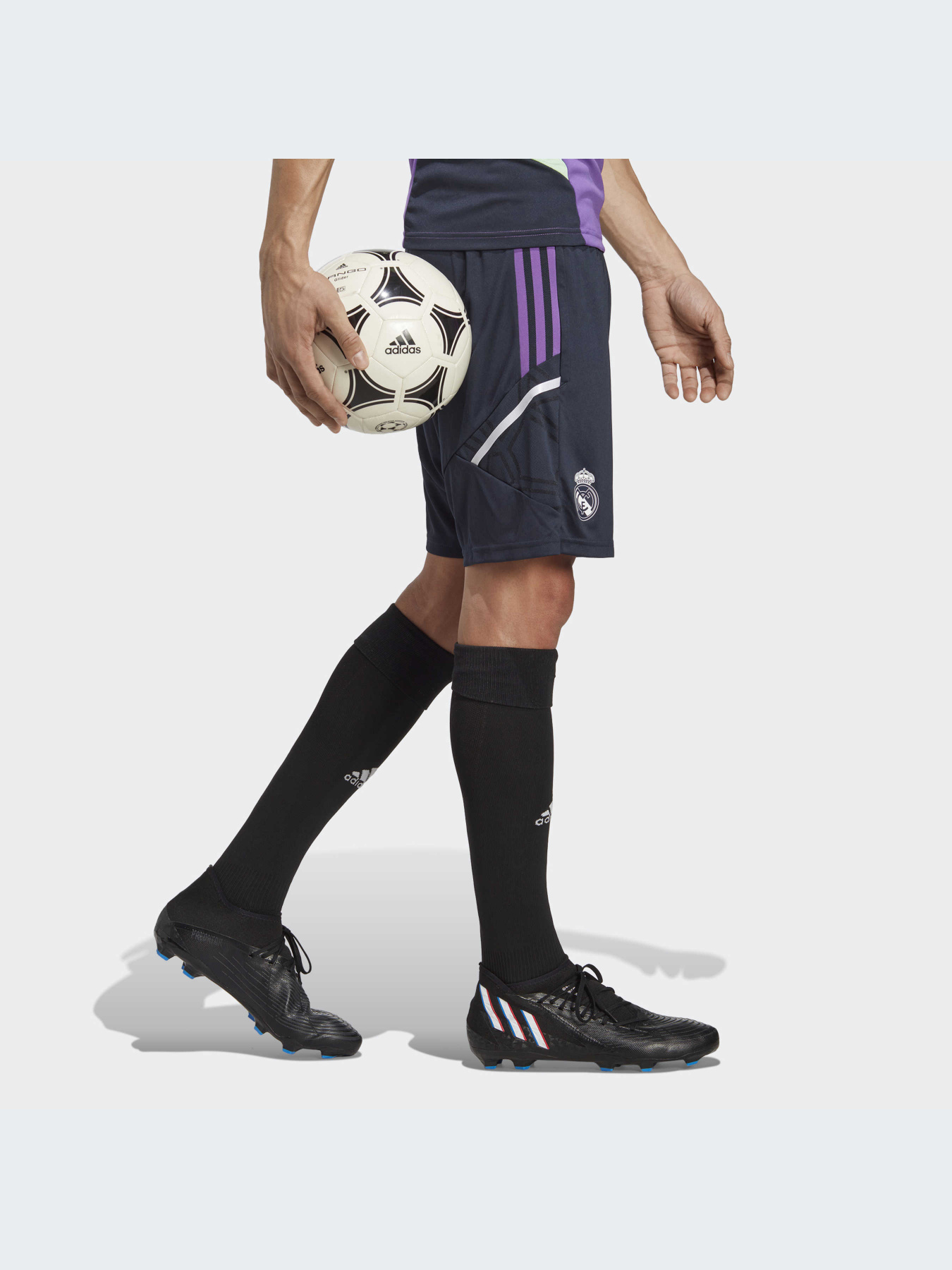 Шорты Adidas модель HT8800-KZ Фото