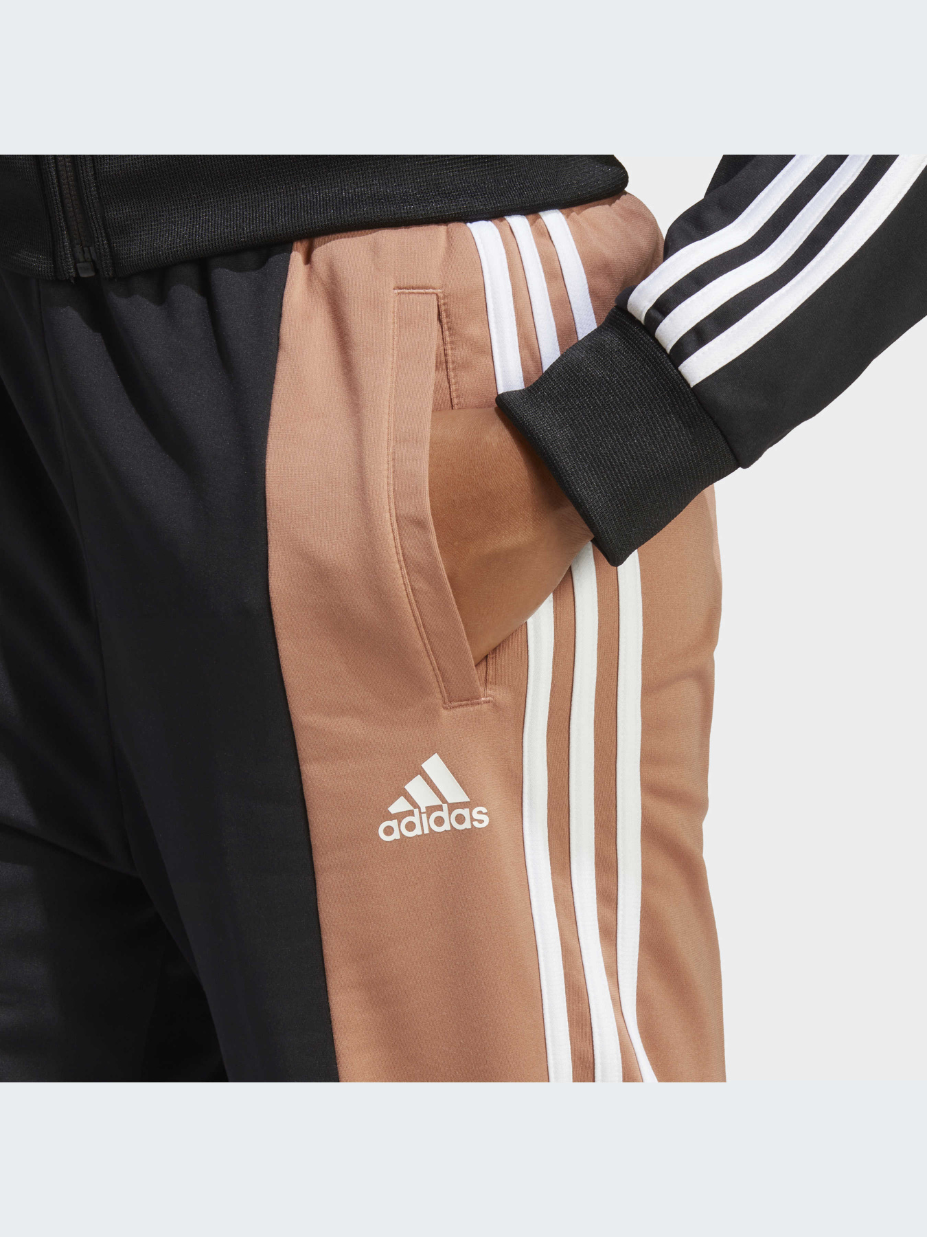 Костюмы Adidas модель IC0396-KZ Фото