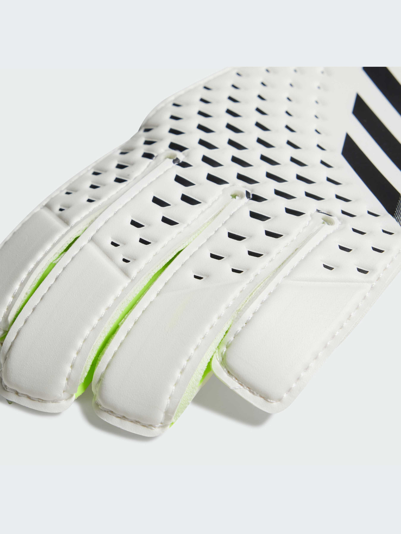 Перчатки для спорта Adidas Predator модель IA0859-KZ Фото