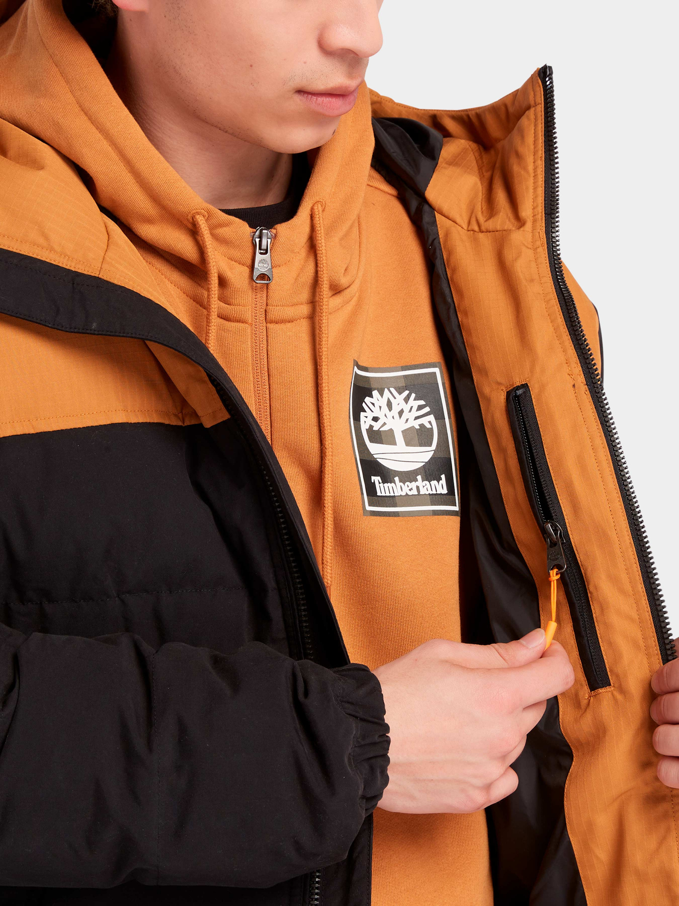 Куртки и дубленки Timberland модель TB0A6U7SP57 Фото