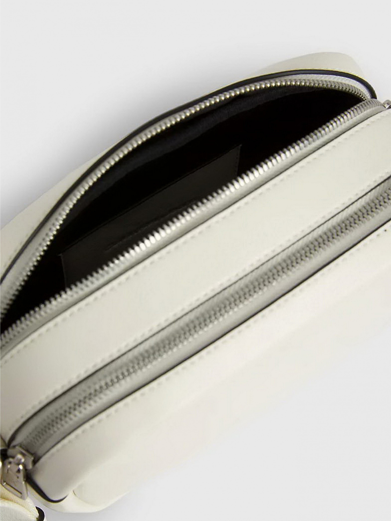 Сумки Calvin Klein модель K60K610326-YBI Фото