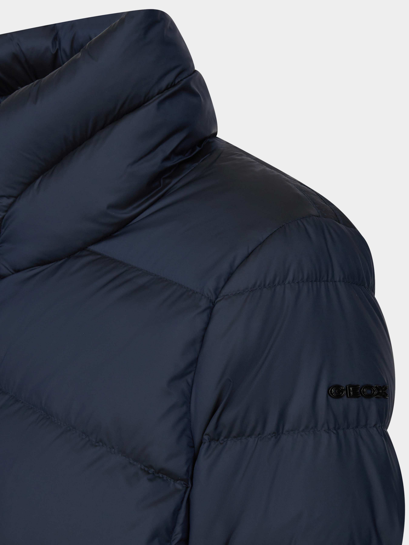 Куртки и дубленки Geox модель W3626A-T2566-F4475 Фото