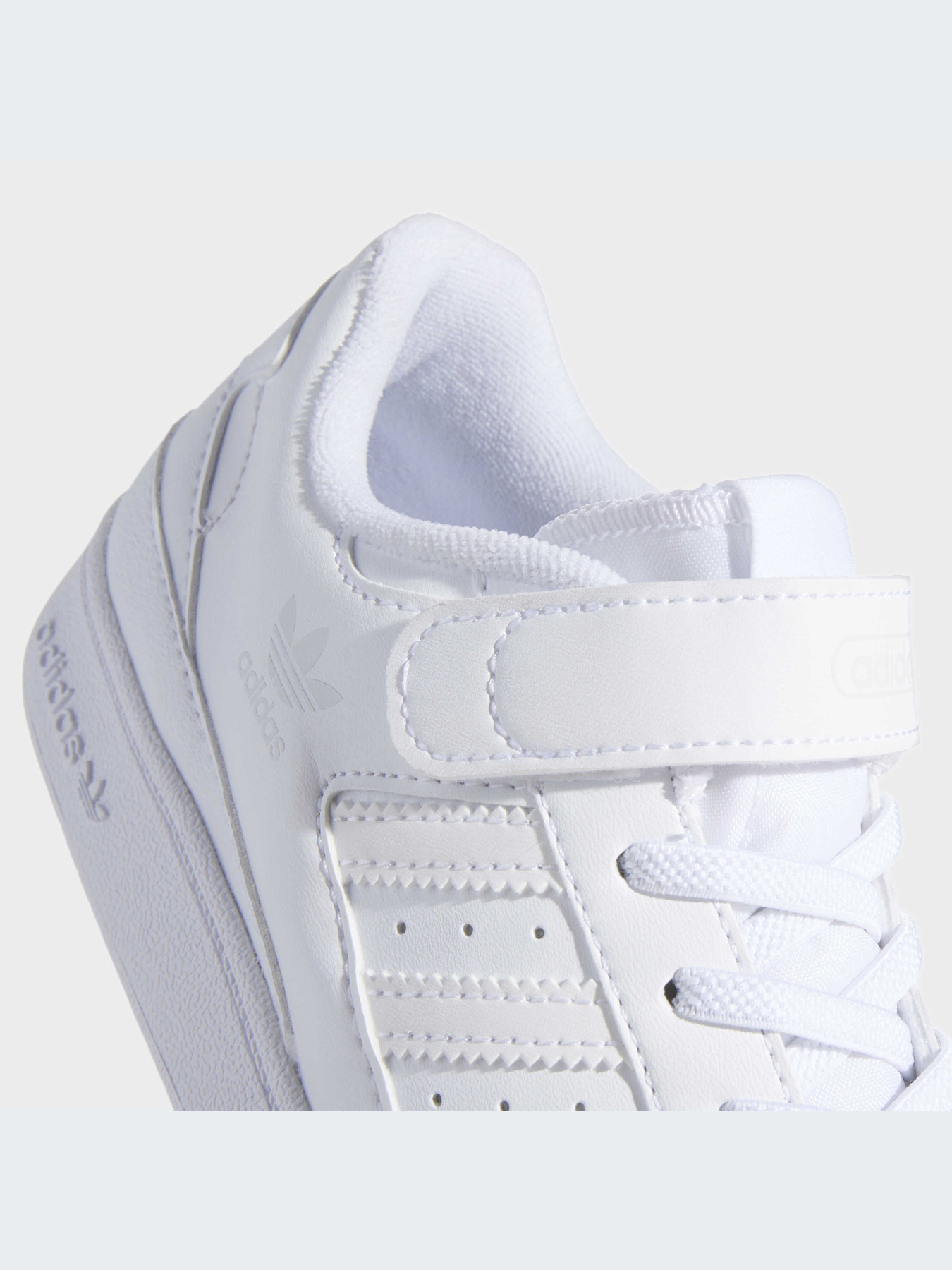 Кроссовки Adidas Forum модель FY7981-KZ Фото