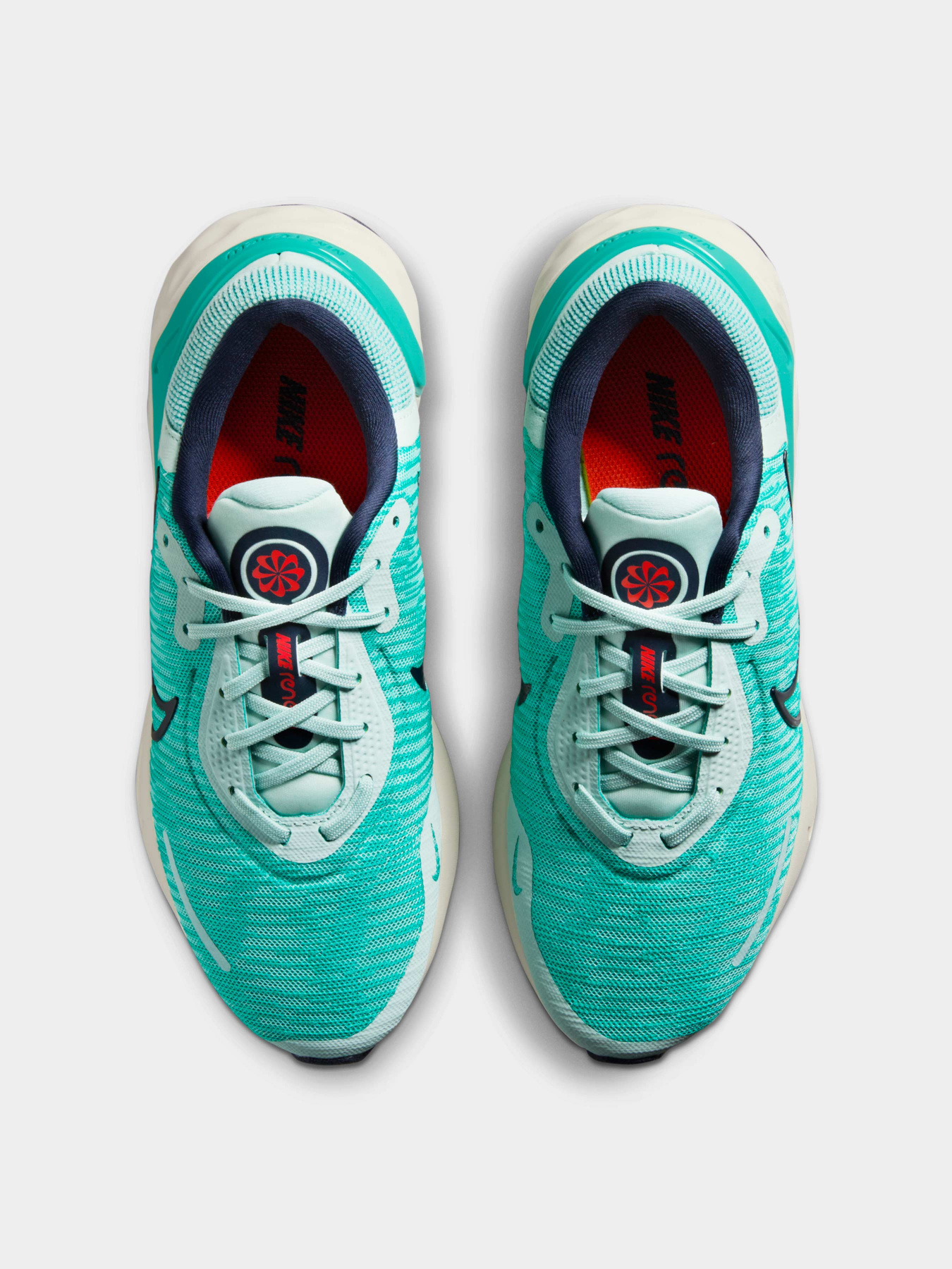 Кроссовки NIKE модель DR2682-300 Фото