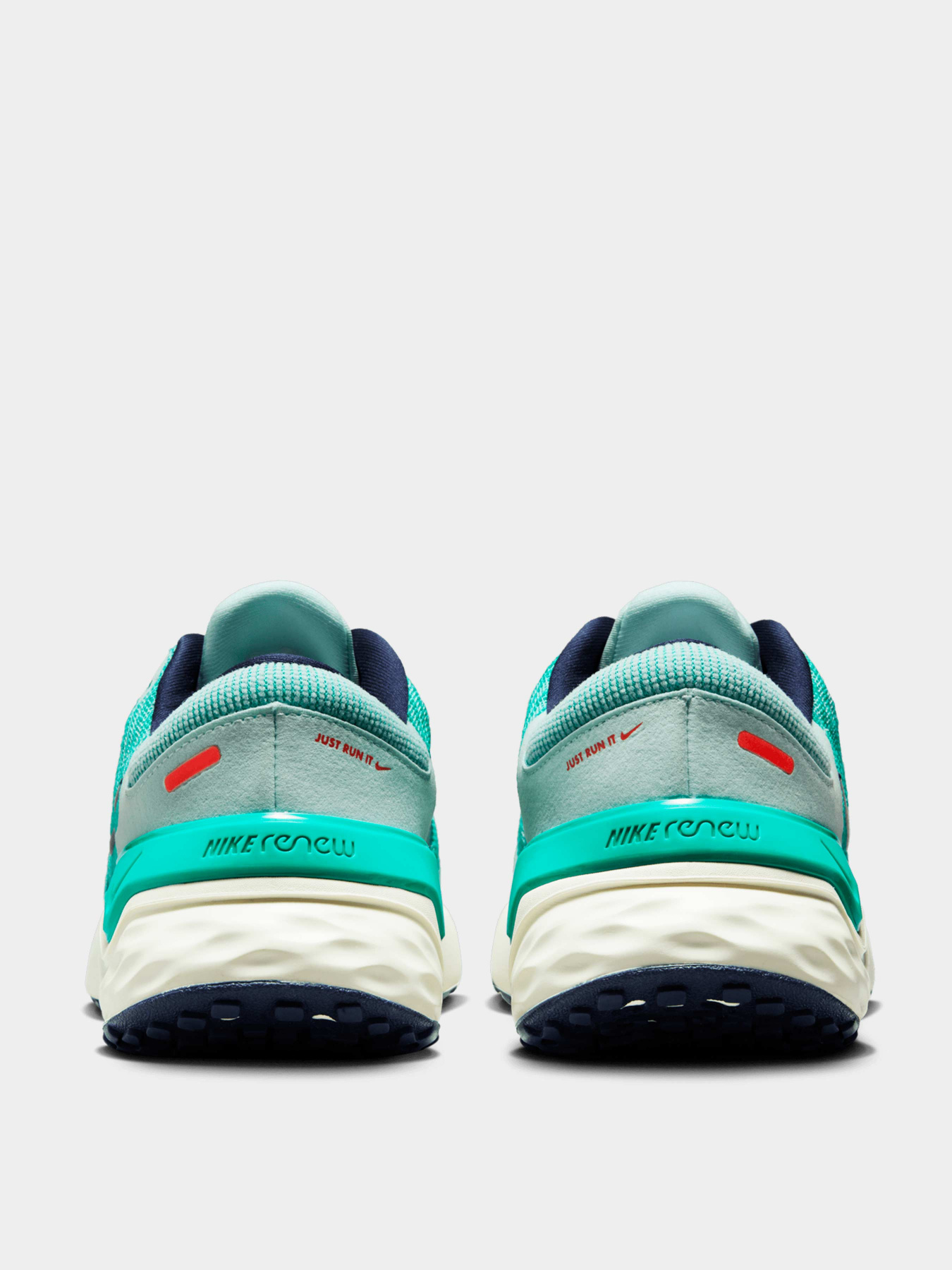Кроссовки NIKE модель DR2682-300 Фото