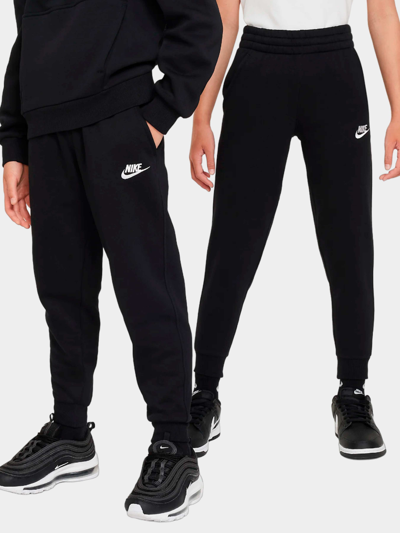 Брюки NIKE модель FD3008-010 Фото