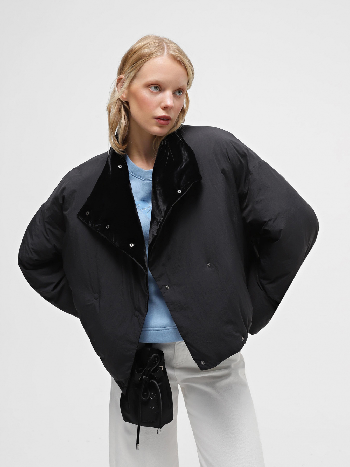 Куртки и дубленки Emporio Armani модель 6R2B87-2NFPZ-0999 Фото