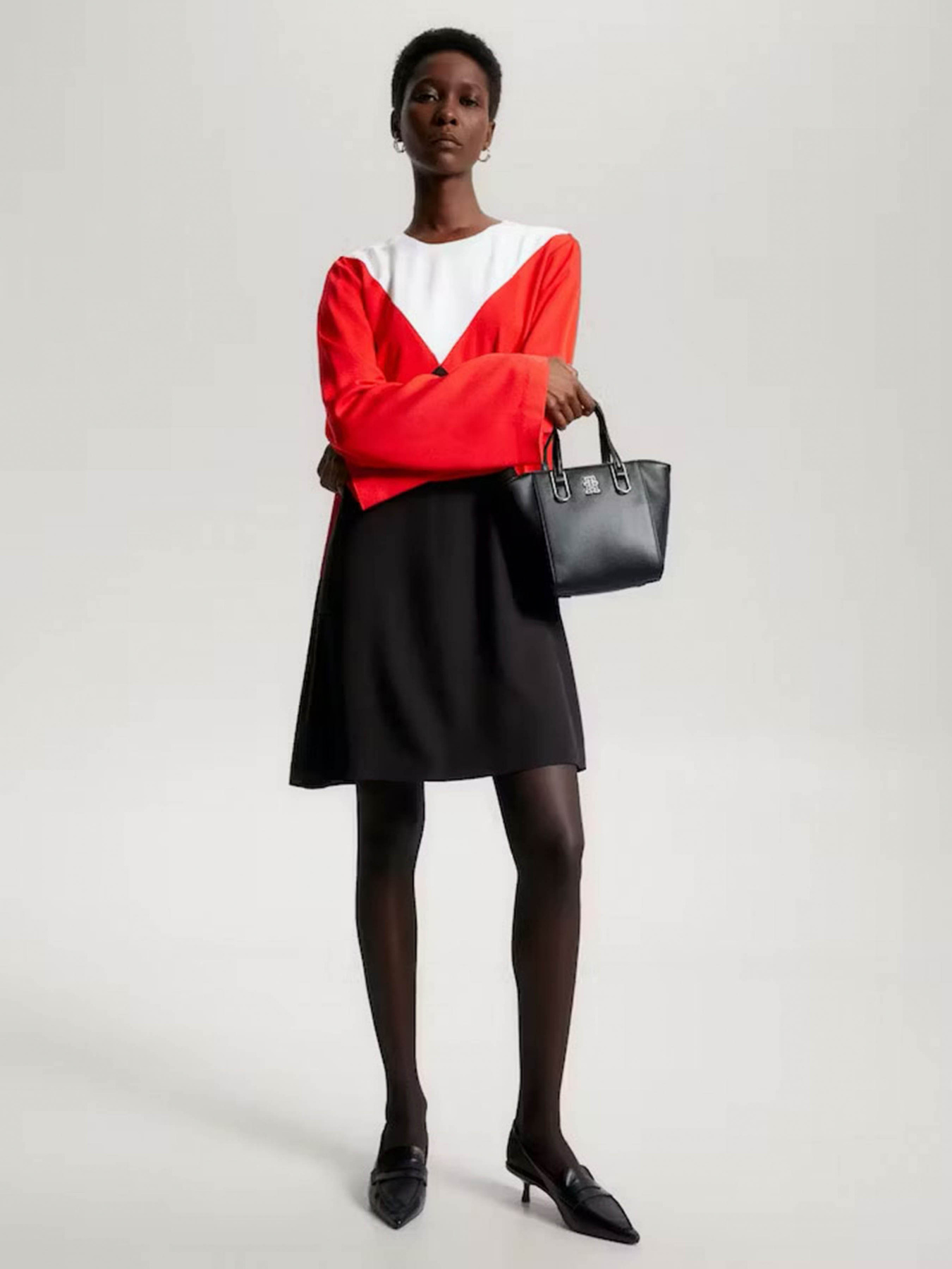Сумки Tommy Hilfiger модель AW0AW15223-BDS Фото