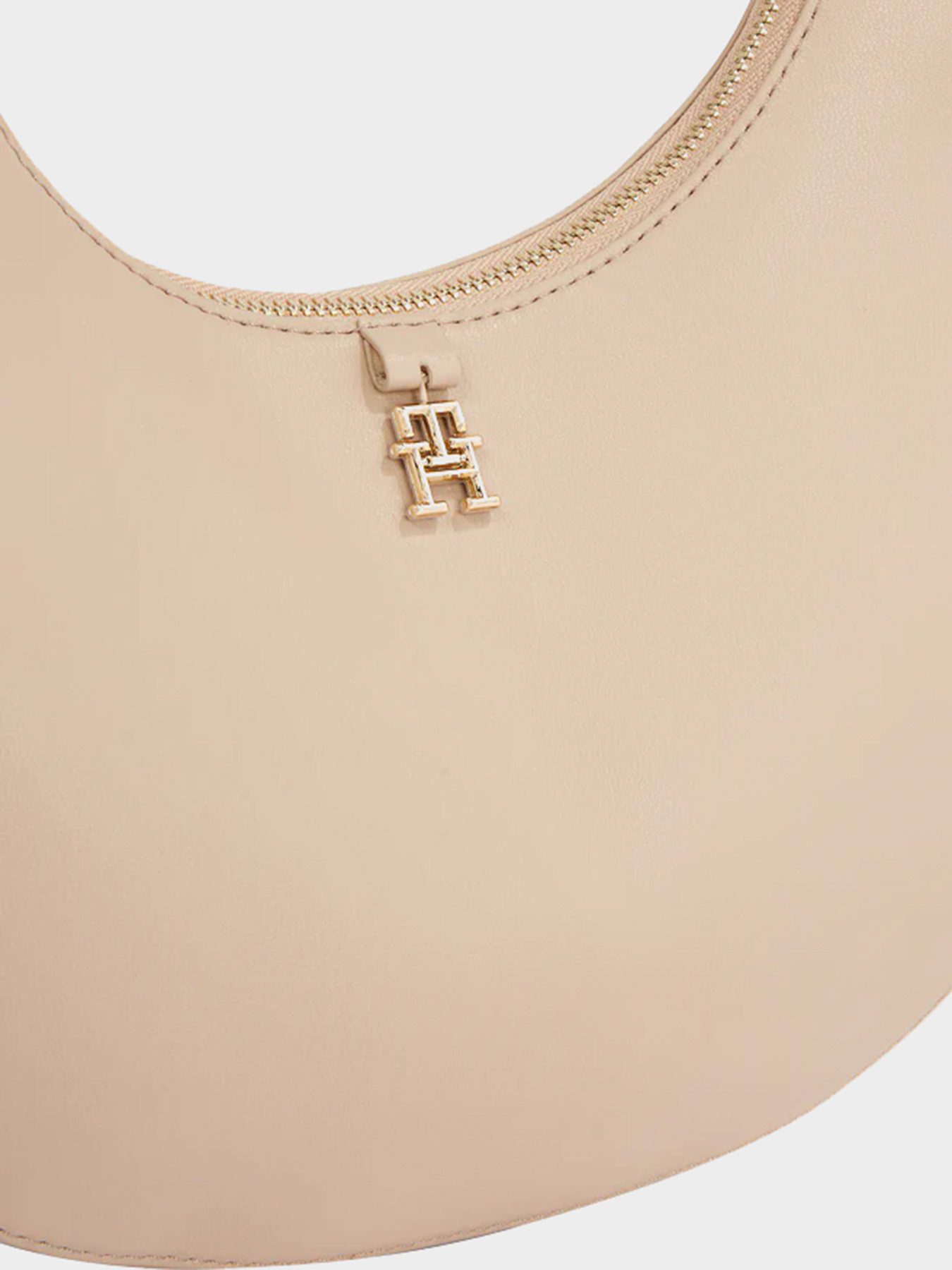 Сумки Tommy Hilfiger модель AW0AW15246-ABO Фото