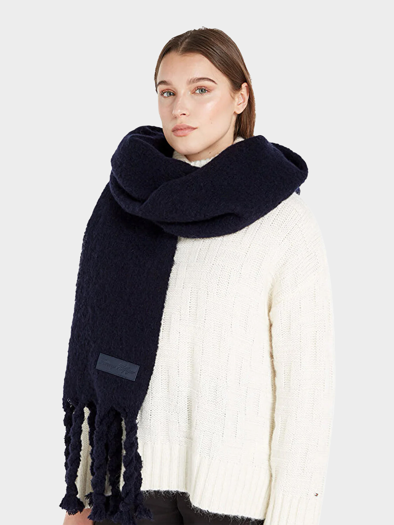 Шарфы и платки Tommy Hilfiger модель AW0AW15530-DW6 Фото