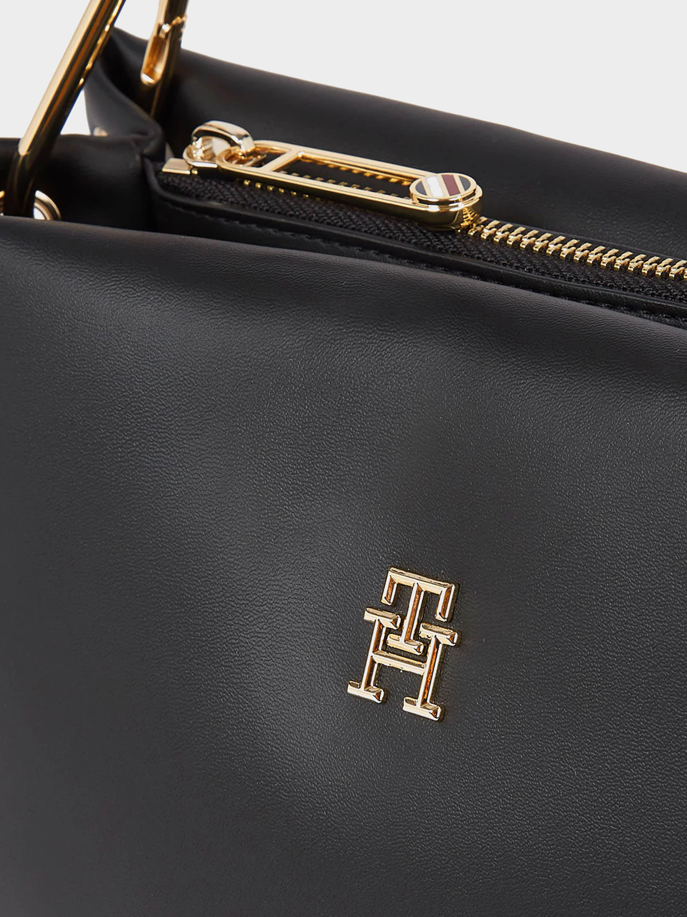 Сумки Tommy Hilfiger модель AW0AW15878-BDS Фото