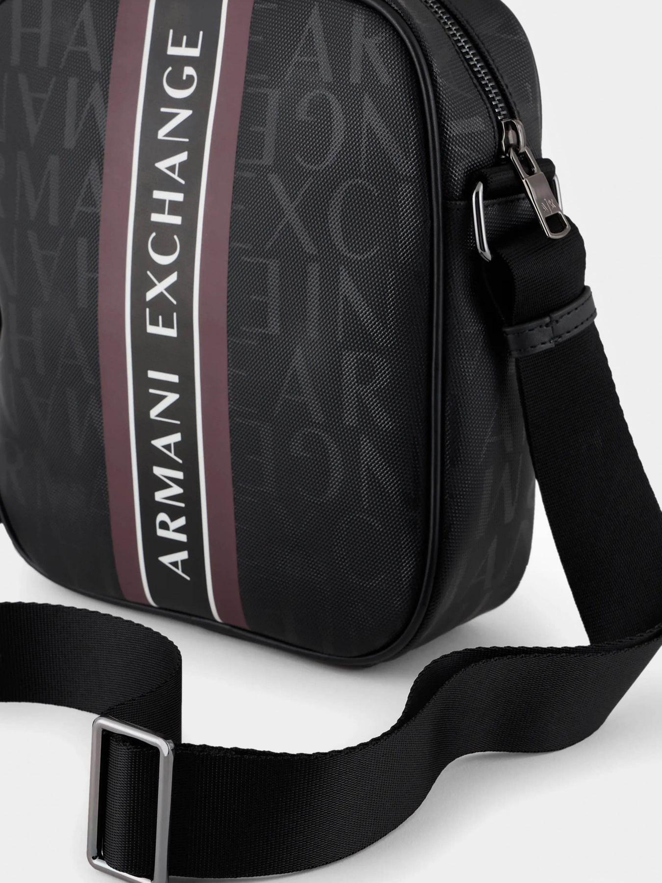 Сумки Armani Exchange модель 952399-CC831-32121 Фото