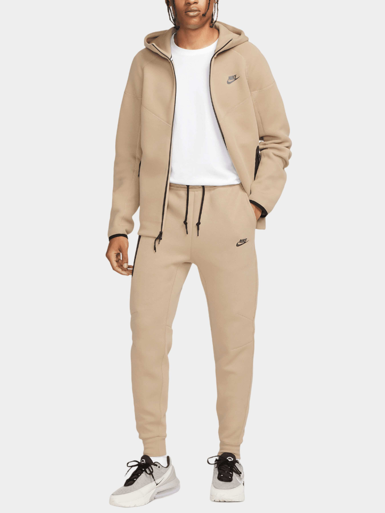 Брюки NIKE модель FB8002-247 Фото