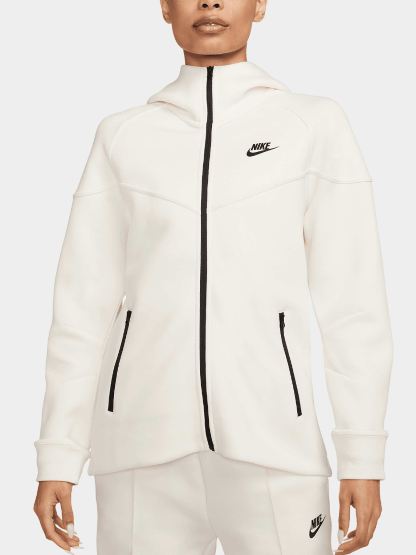 Худи и свитшоты NIKE модель FB8338-110 Фото