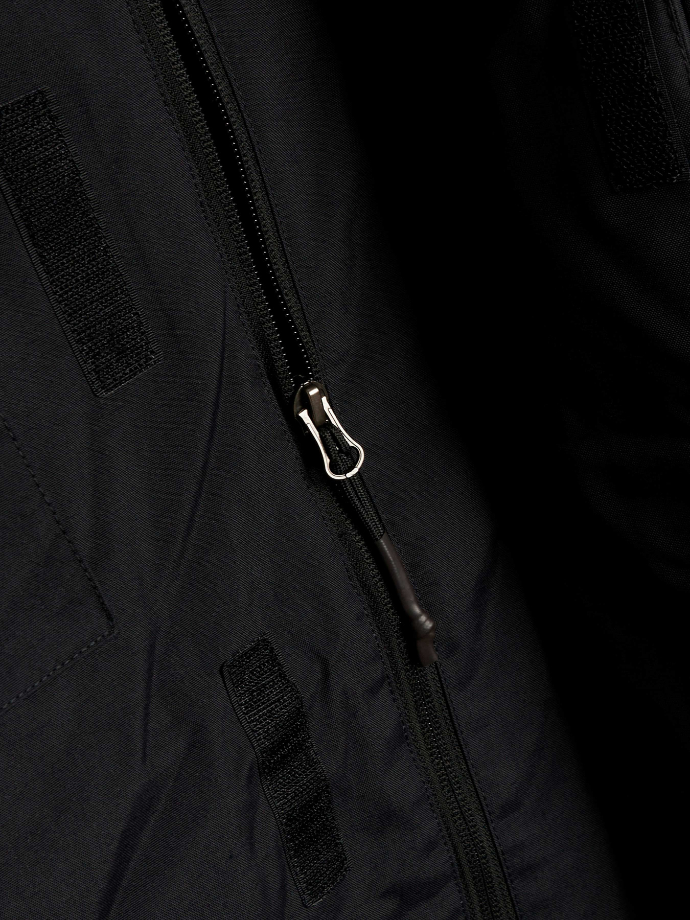 Куртки и дубленки The North Face модель NF0A831HJK31 Фото