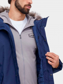 Куртки и дубленки The North Face модель NF0A4M8H8K21 Фото