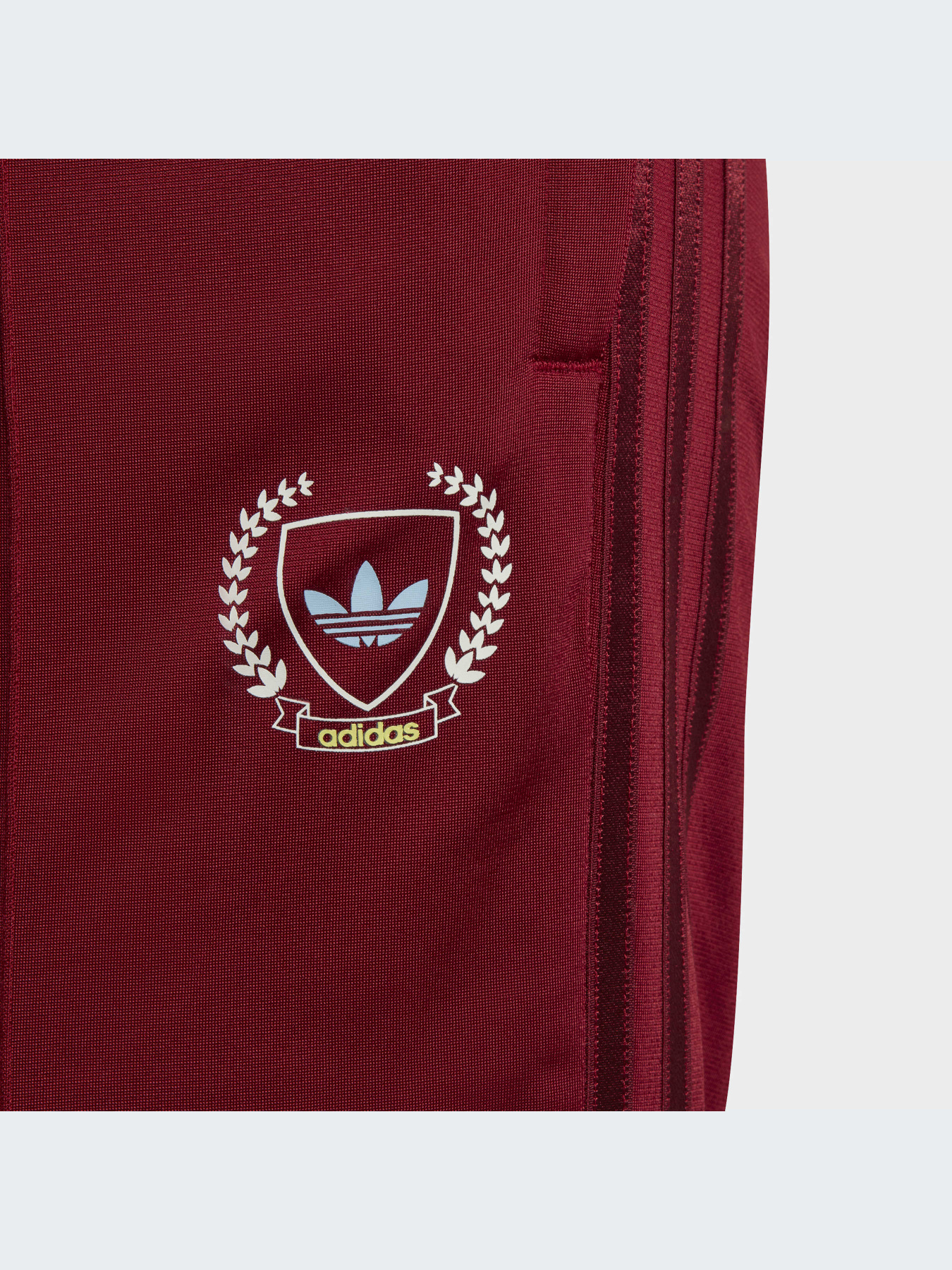 Спортивная одежда Adidas Graphics модель IJ0752-KZ Фото