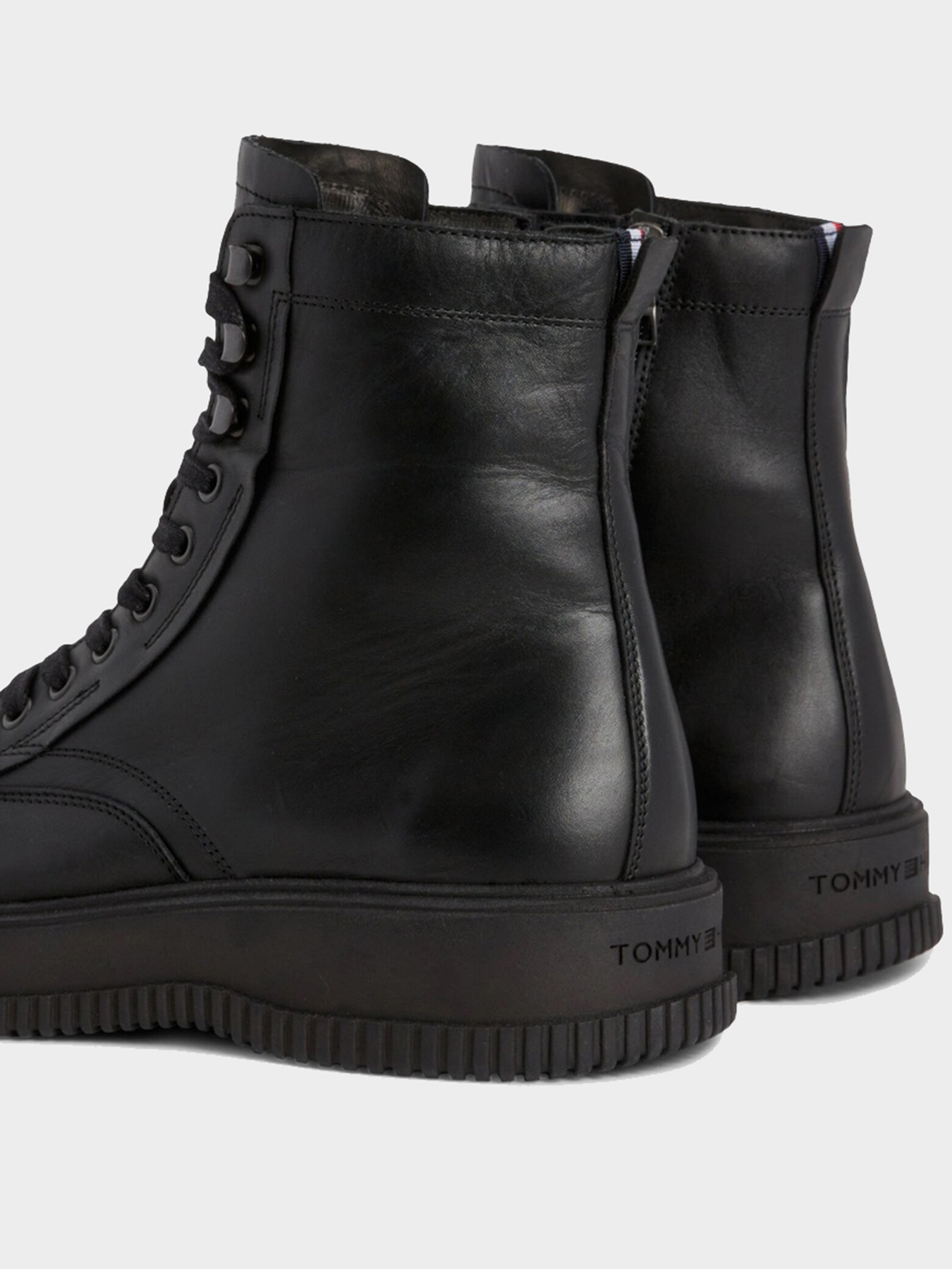 Ботинки и сапоги Tommy Hilfiger модель FM0FM04658-BDS Фото