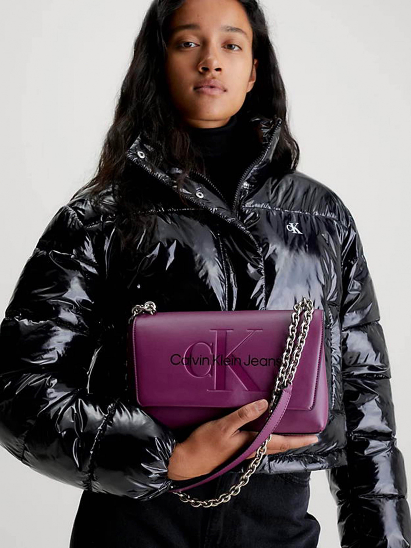 Сумки Calvin Klein модель K60K607198-VAC Фото