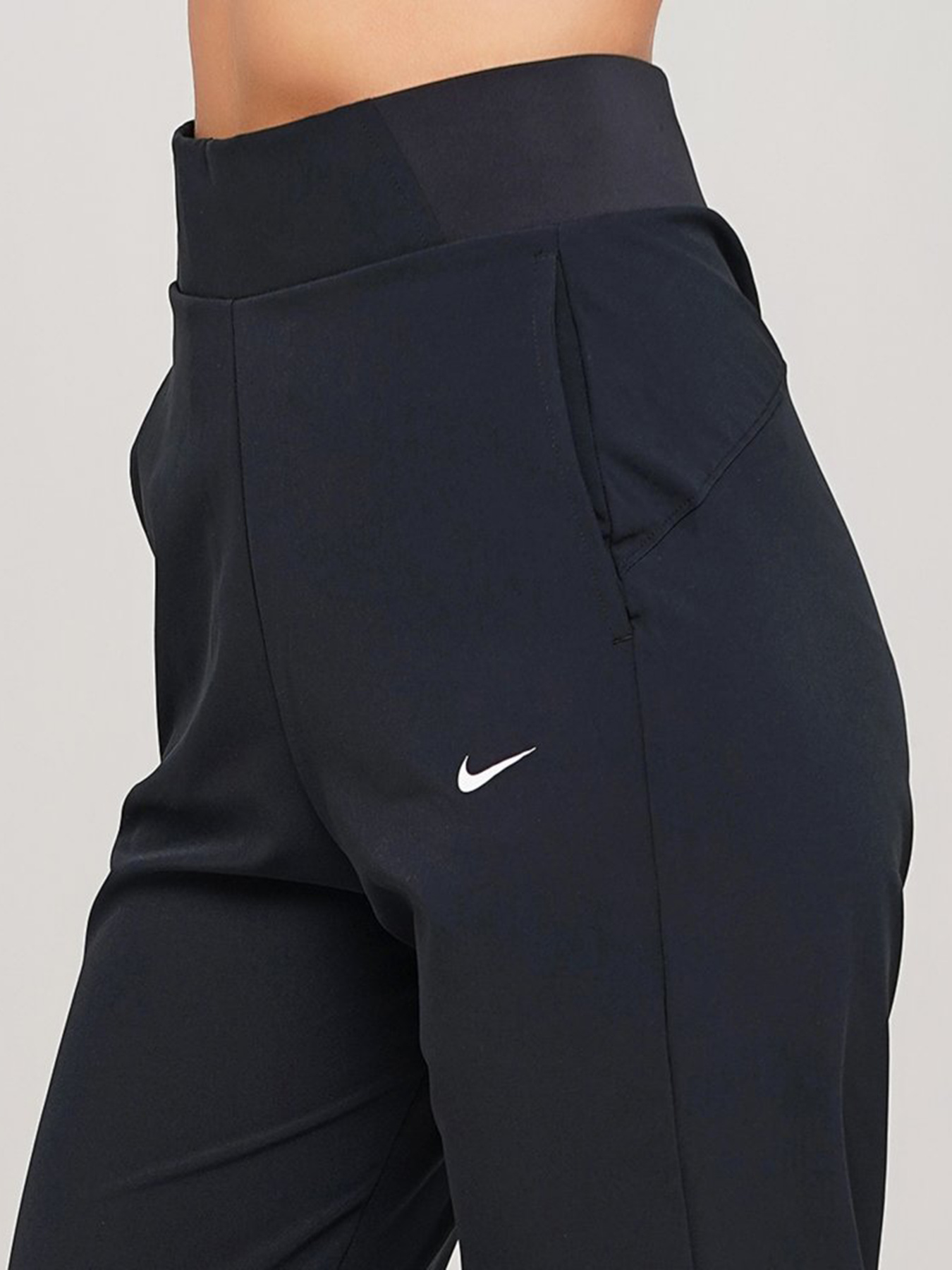 Брюки NIKE модель CU4321-010 Фото