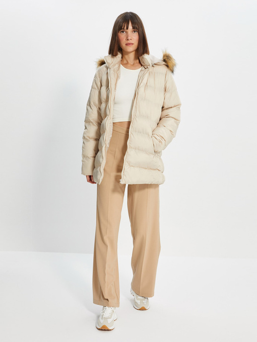 Куртки и дубленки Trendyol модель TWOAW22MO0275/Bej Фото
