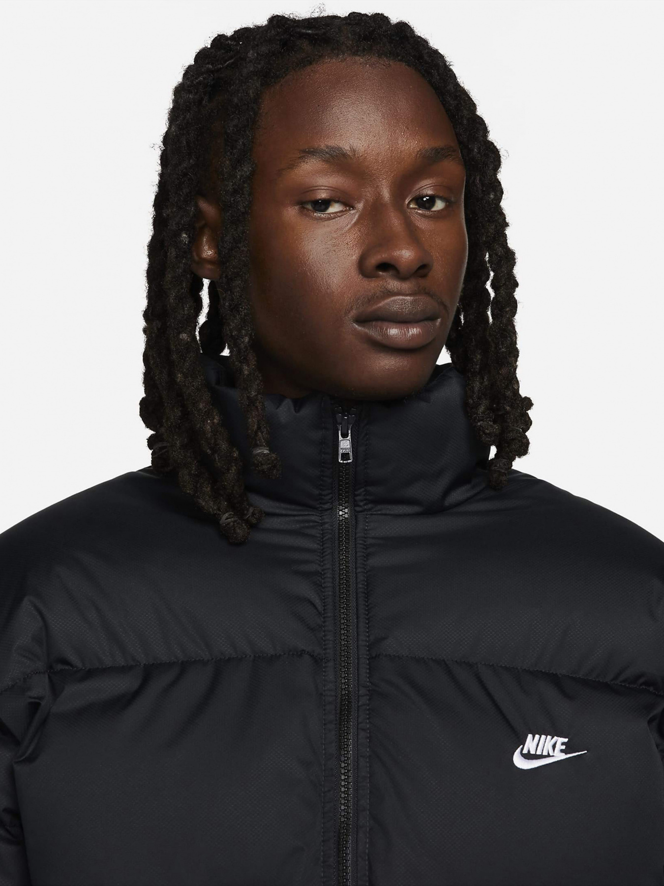 Куртки и дубленки NIKE модель FB7368-010 Фото