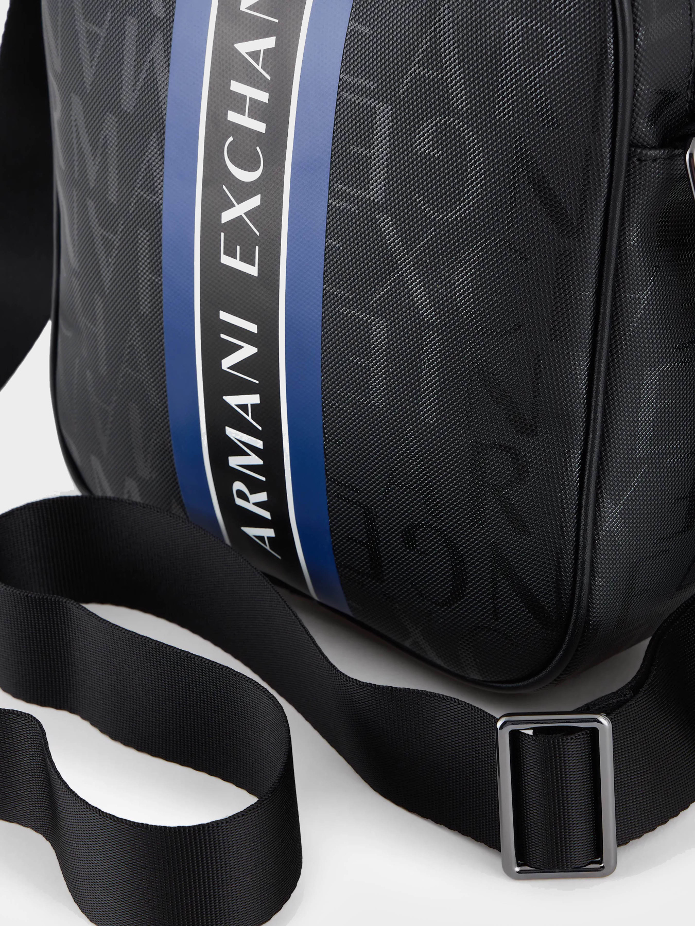 Сумки Armani Exchange модель 952399-CC831-31921 Фото