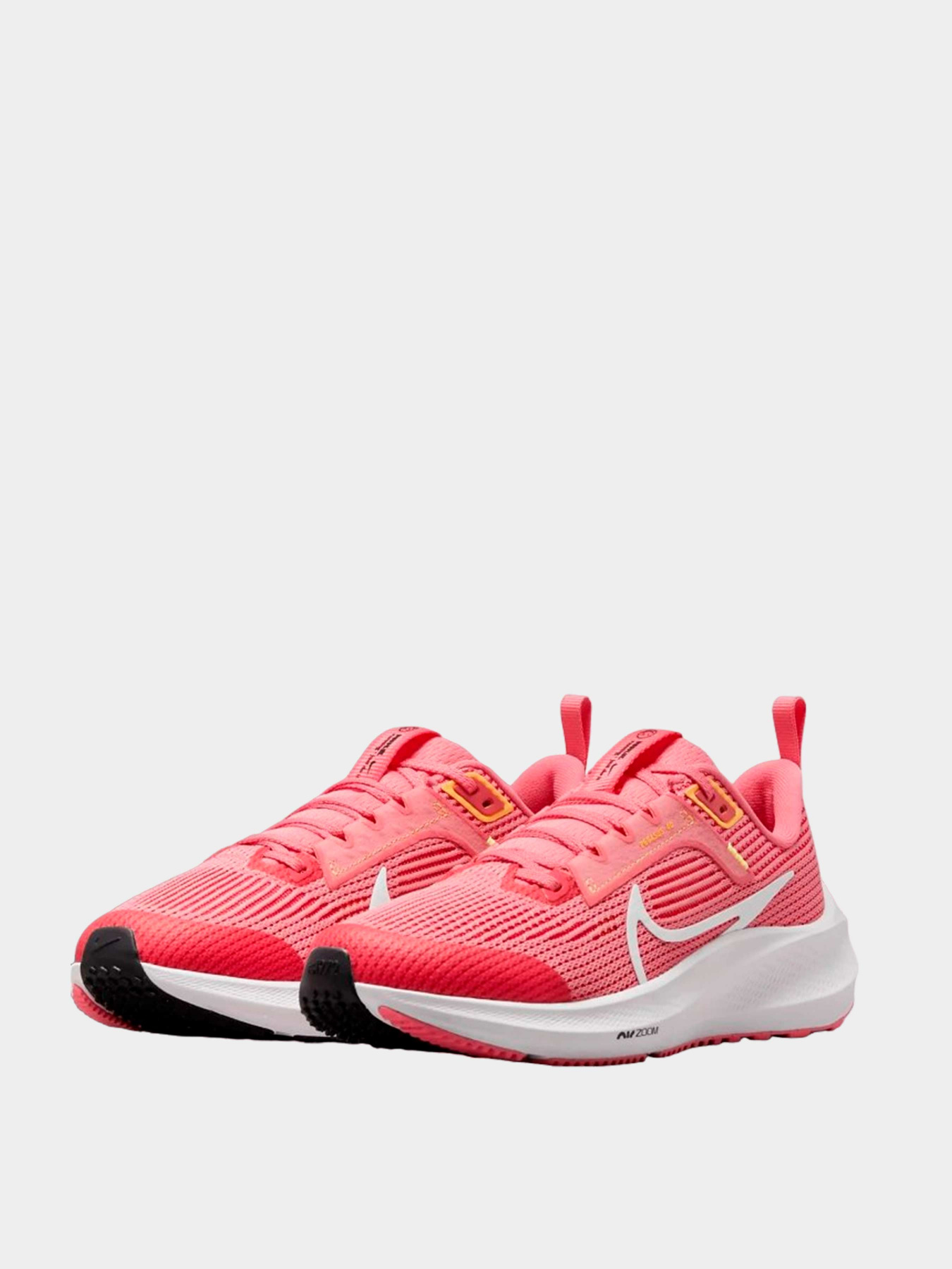 Кроссовки NIKE модель DX2498-600 Фото