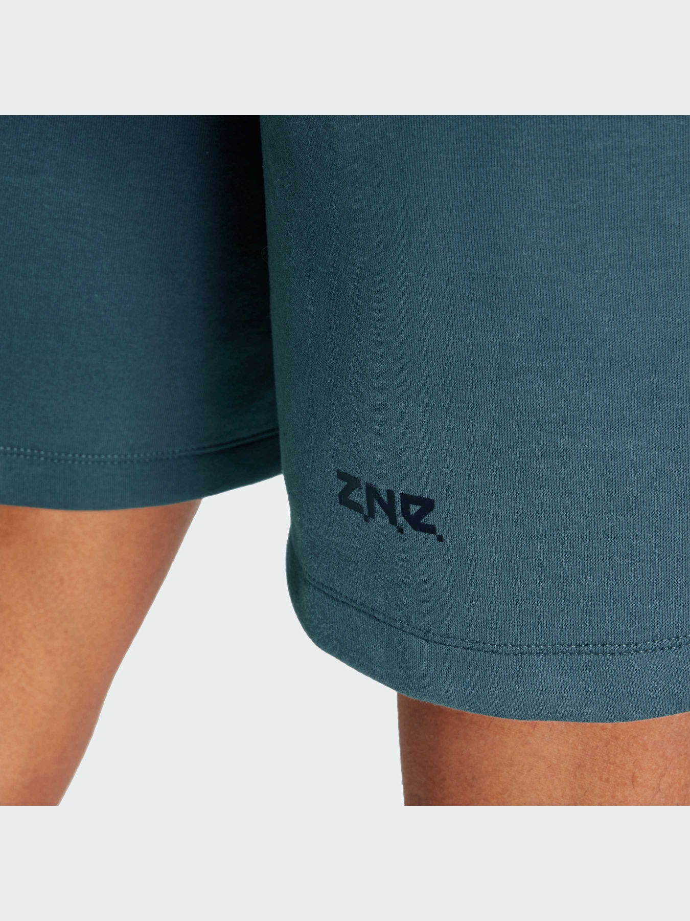 Шорты Adidas ZNE модель IS8359-KZ Фото