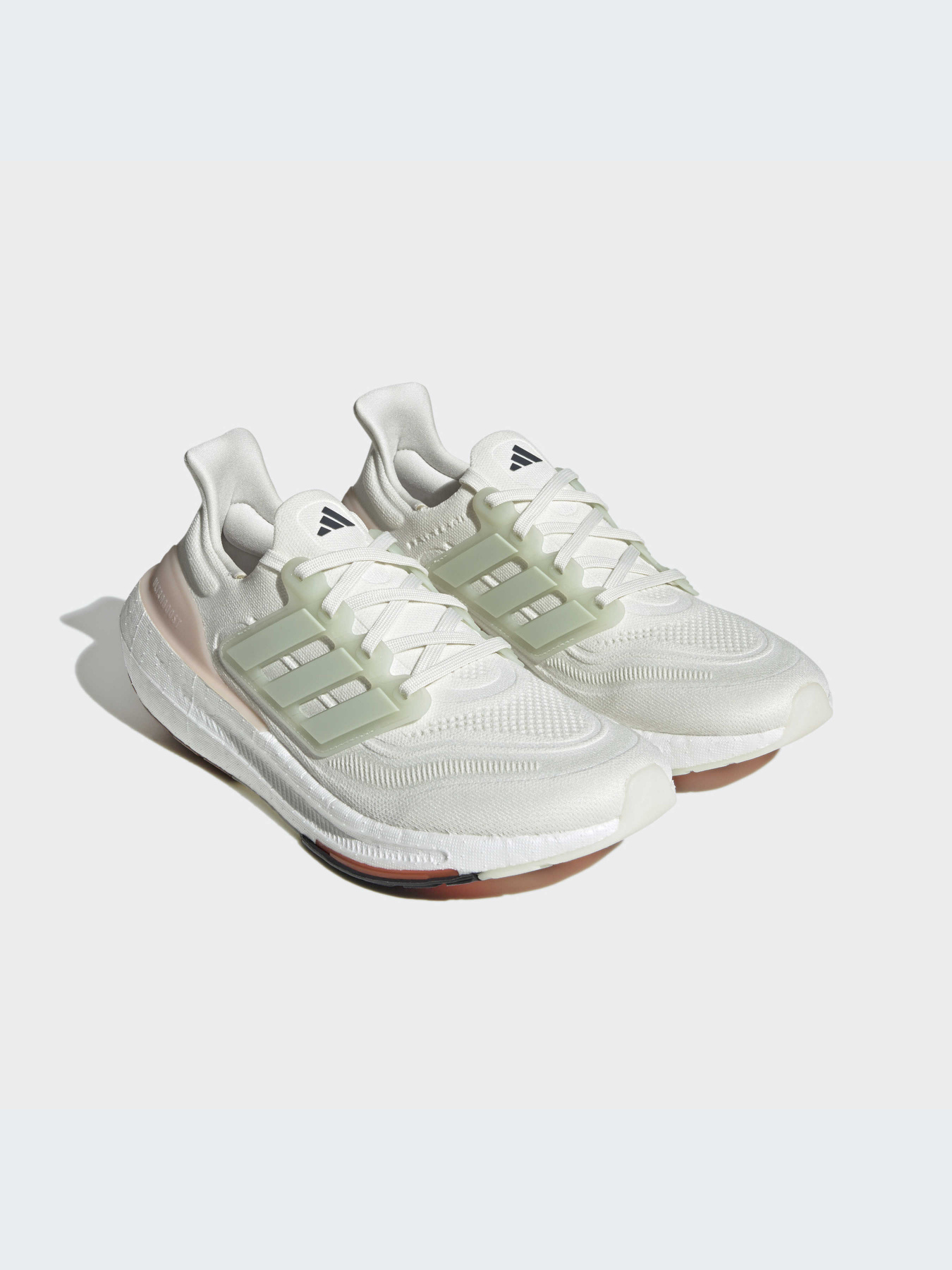 Кроссовки Adidas Ultraboost модель HQ6338-KZ Фото