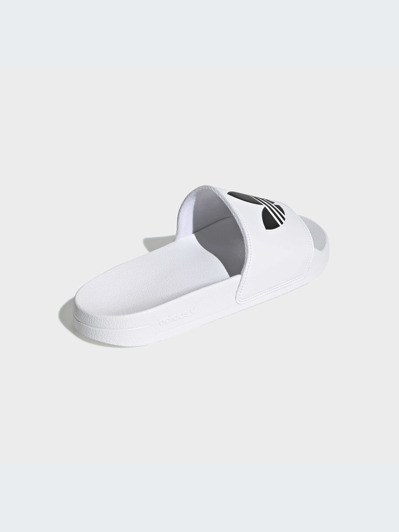 Шлёпанцы Adidas Adilette модель FU8297-KZ Шлёпанцы Adidas Adilette модель FU8297-KZ Фото