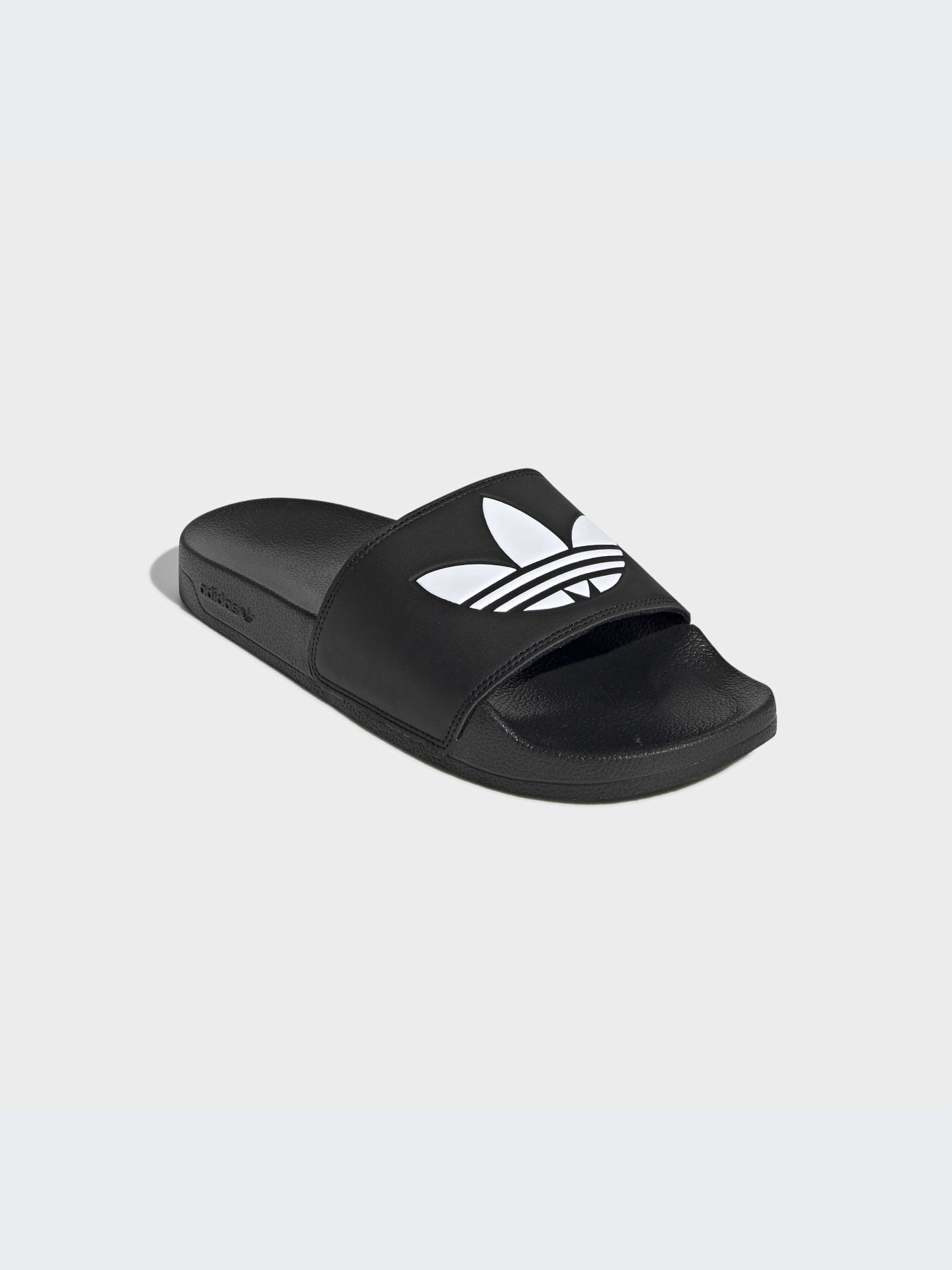Шлёпанцы Adidas Adilette модель FU8298-KZ Шлёпанцы Adidas Adilette модель FU8298-KZ Фото