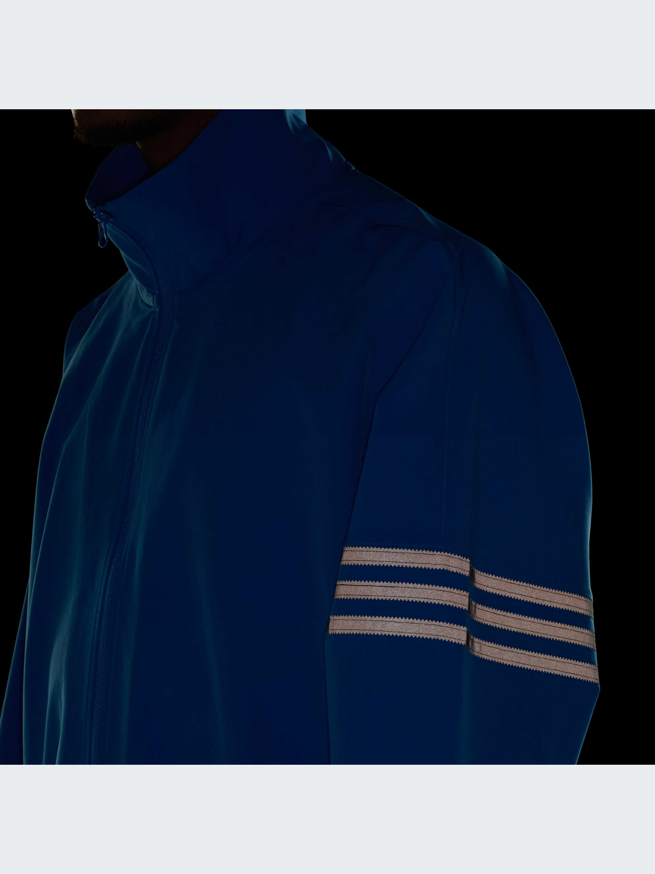 Худи и свитшоты Adidas модель IR9447-KZ Худи и свитшоты Adidas модель IR9447-KZ Фото