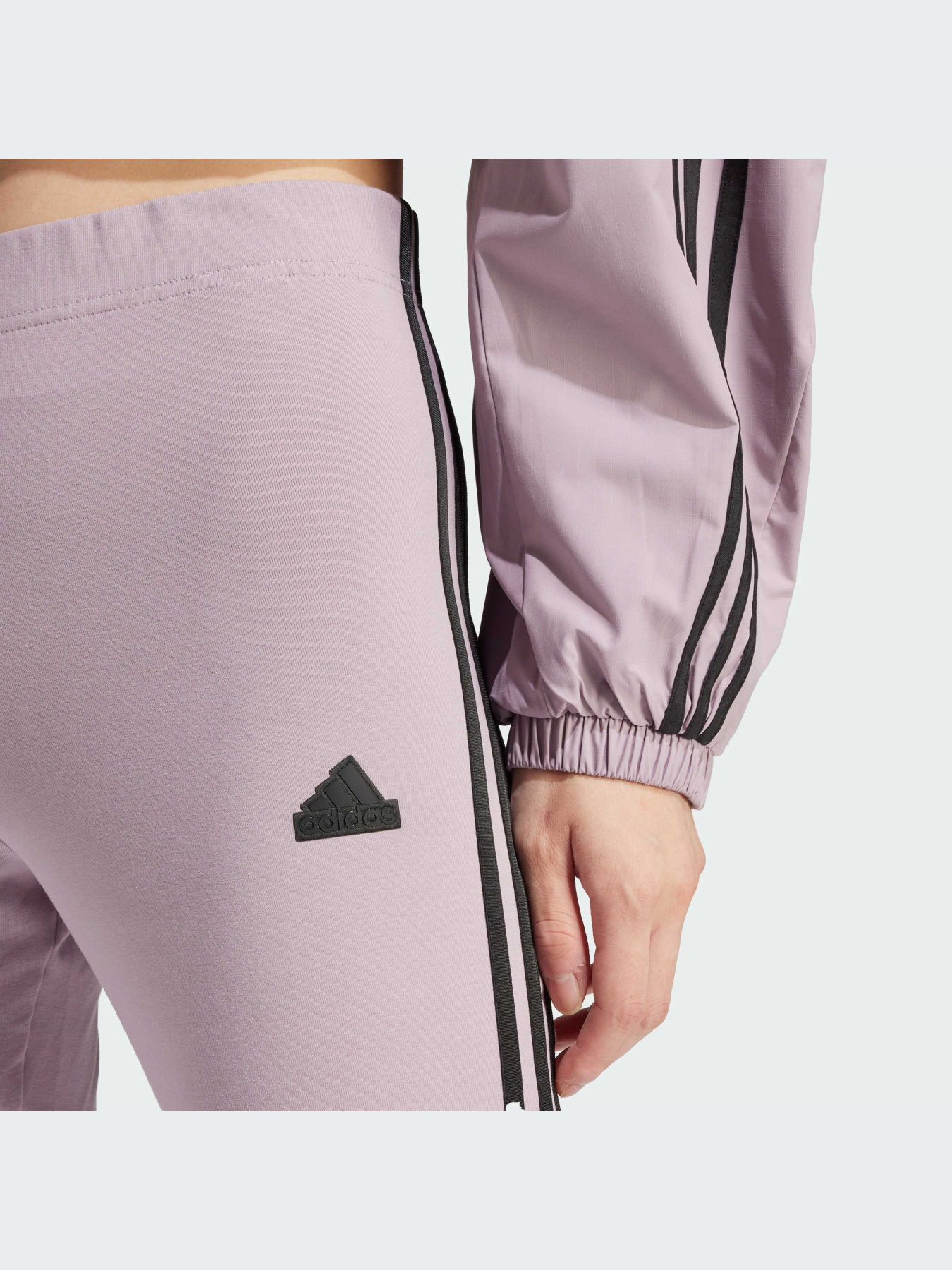 Брюки Adidas Культовые силуэты модель IS3611-KZ Фото