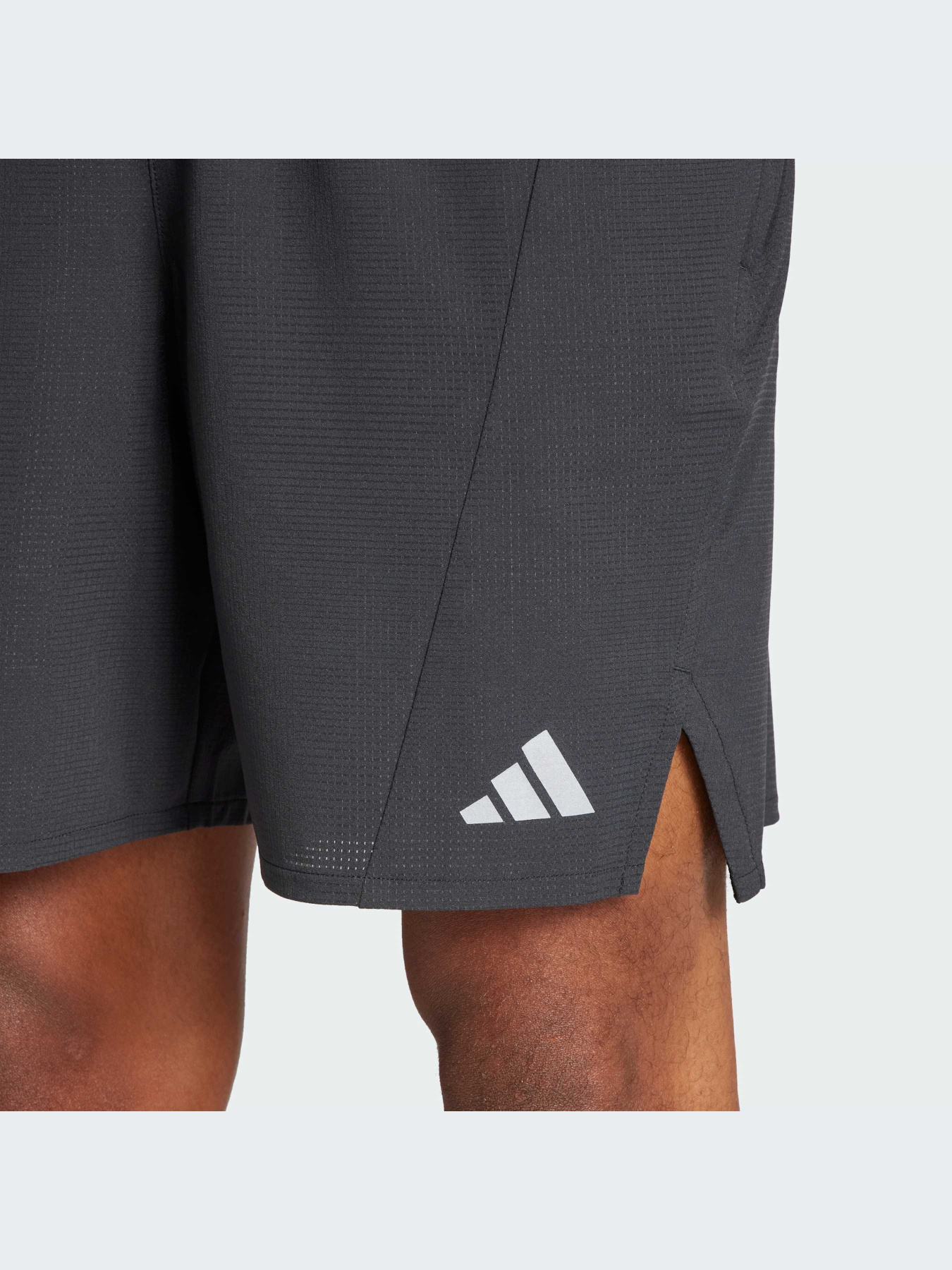 Шорты Adidas модель IS3732-KZ Шорты Adidas модель IS3732-KZ Фото