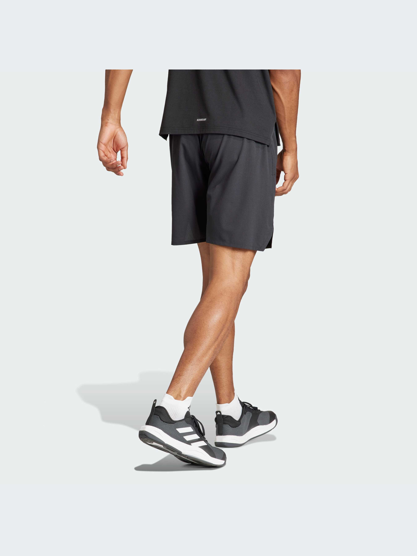 Шорты Adidas модель IS3732-KZ Шорты Adidas модель IS3732-KZ Фото