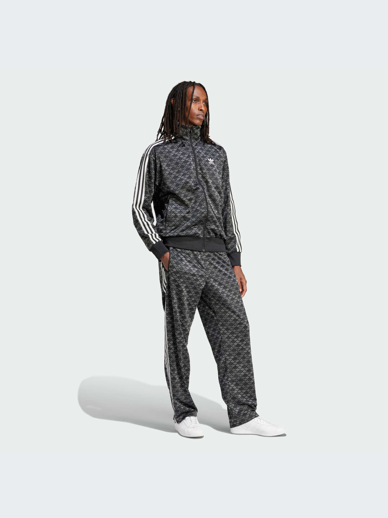 Брюки Adidas Graphics модель IS0220-KZ Фото