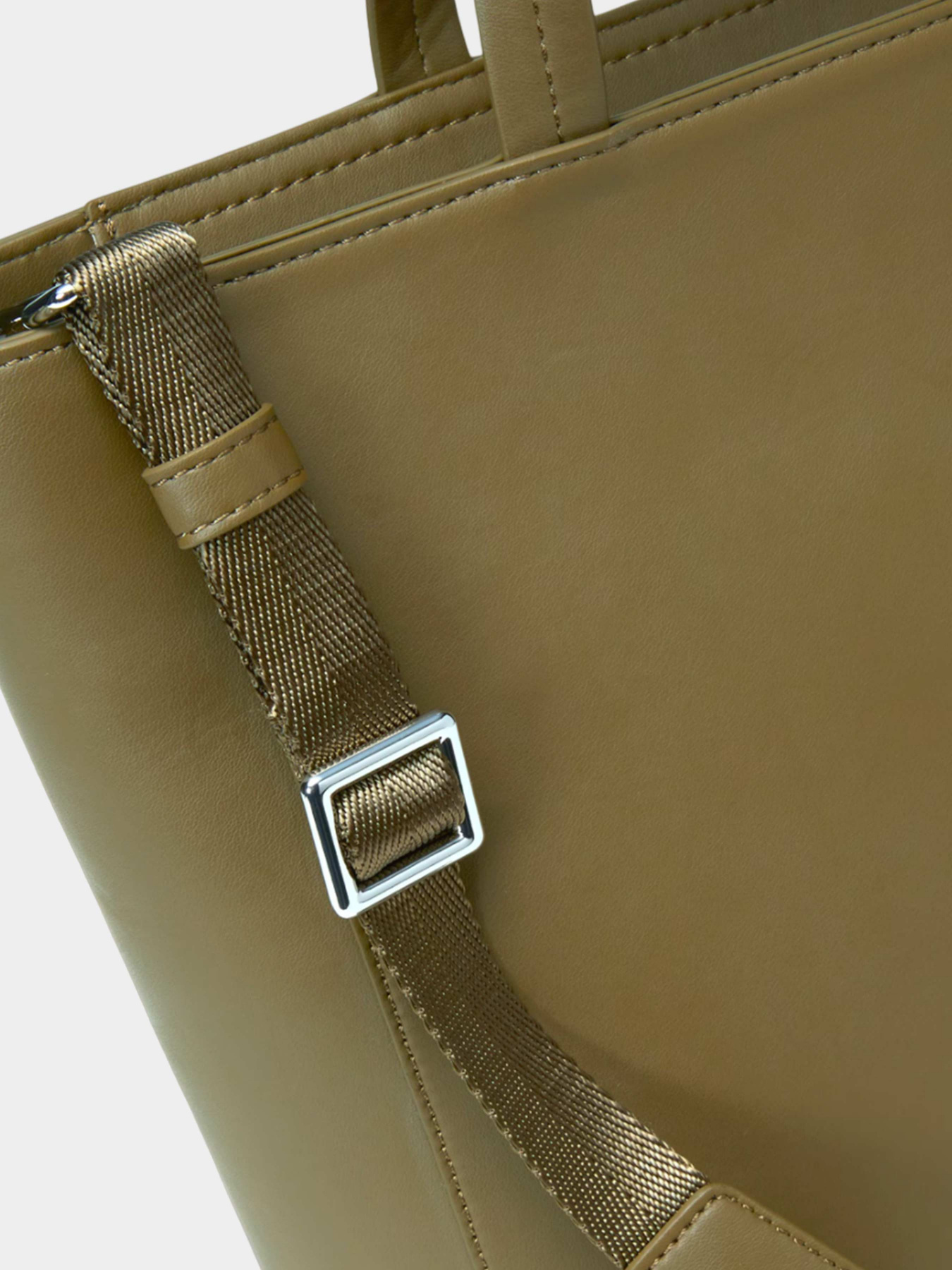 Сумки Marc O’Polo модель 30912100101631-442 Фото