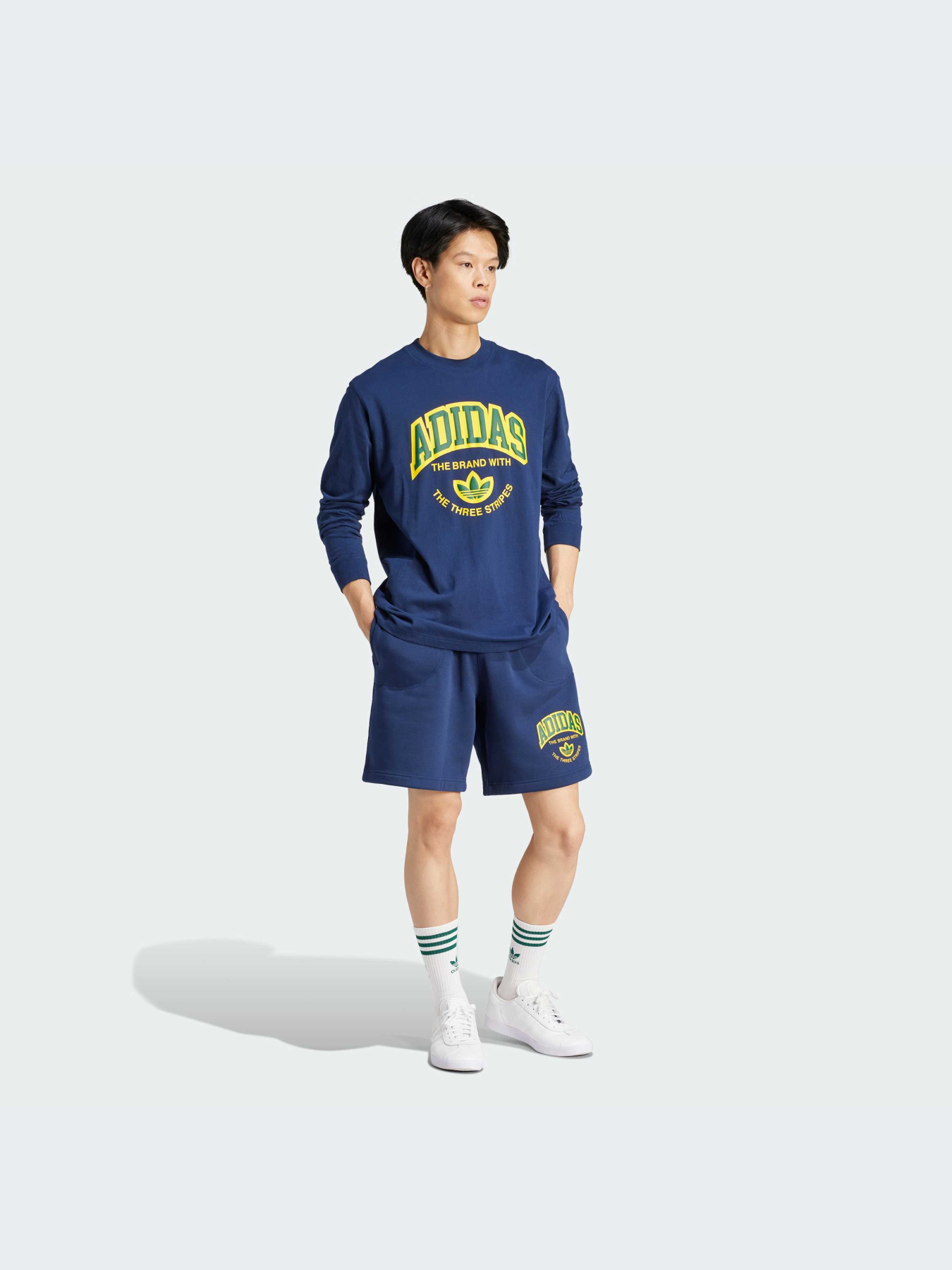 Шорты Adidas Graphics модель IS2930-KZ Фото