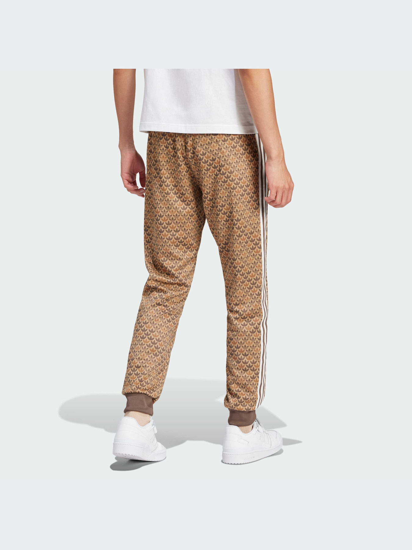 Спортивная одежда Adidas Graphics модель IS0257-KZ Фото