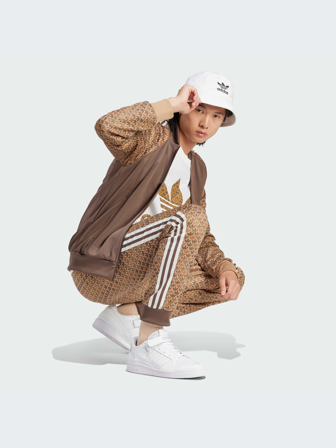 Спортивная одежда Adidas Graphics модель IS0257-KZ Фото