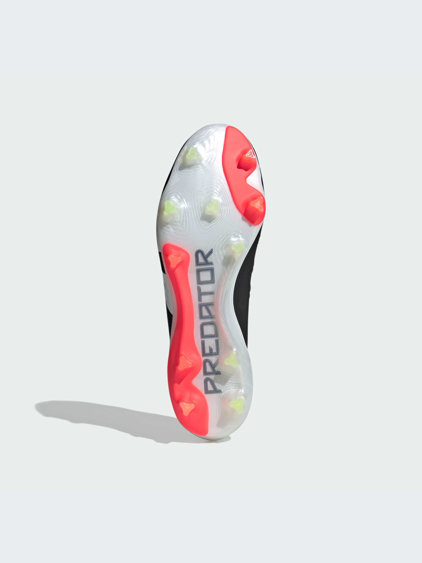 Кроссовки Adidas Predator модель IE1802-KZ Фото