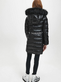Куртки и дубленки Calvin Klein модель IG0IG00596-BEH Фото